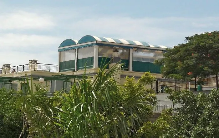 Lejlighedshotel Ocean 2*